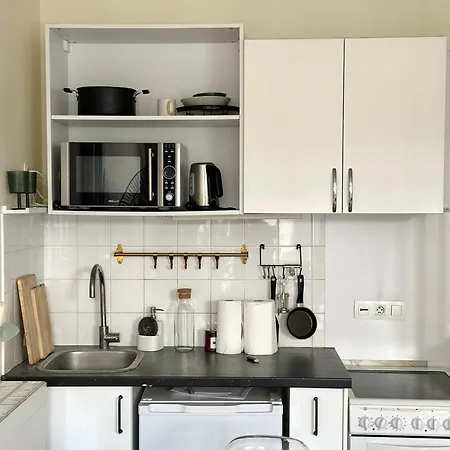 Apartman Cozy Parisian Oasis