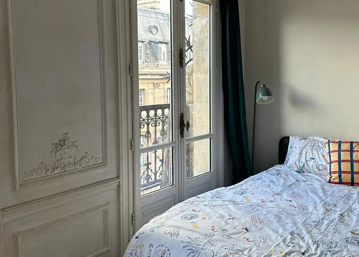 Cozy Parisian Oasis Παρίσι